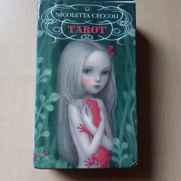 Tarot Deck Nicoletta Ceccoli - Picture 3 of 4